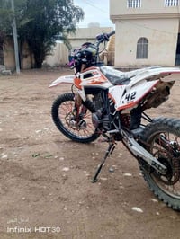 CRX • 300 سي سي • جنوب بلدروز