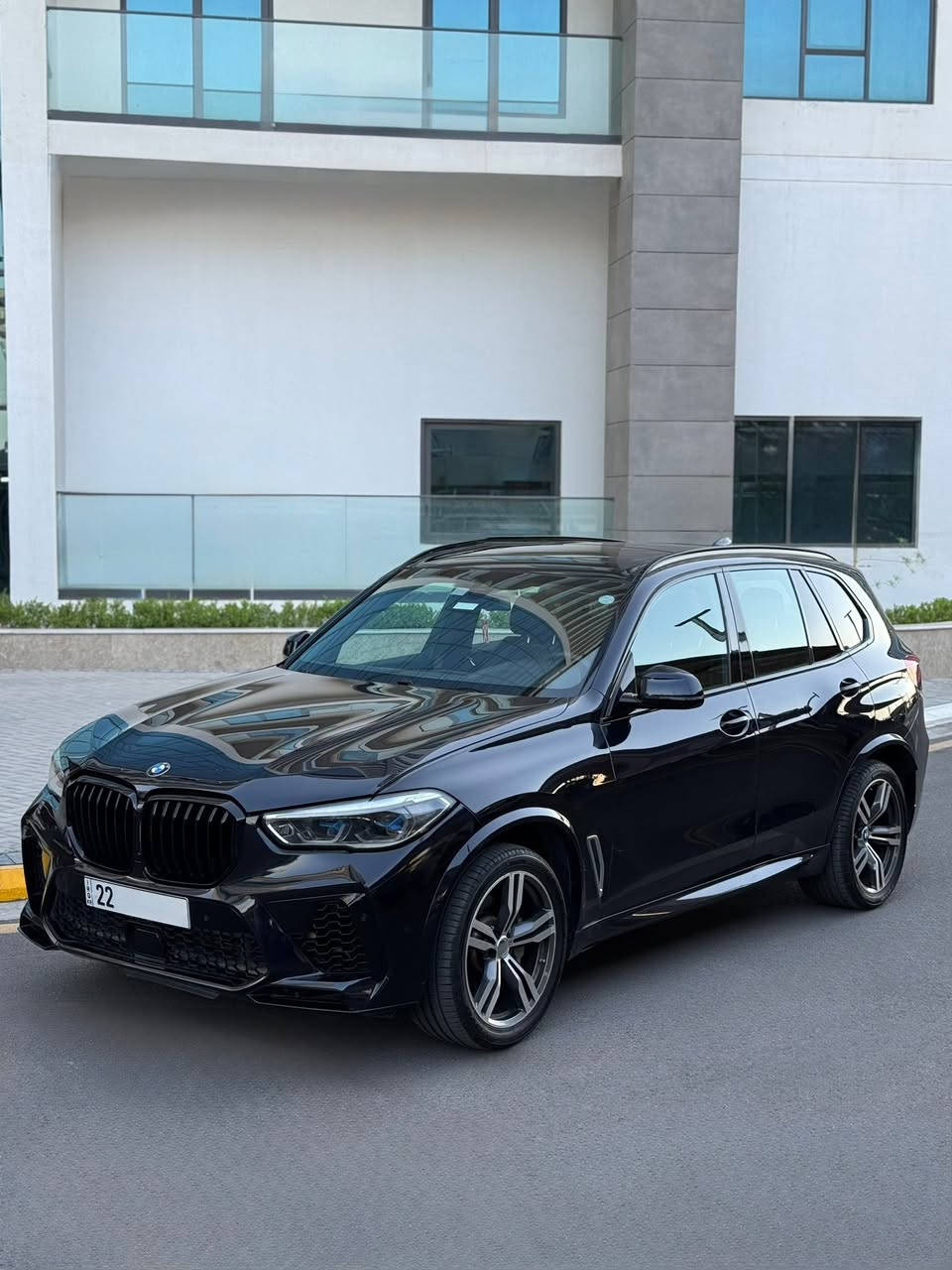 BMW X5 
سعر : مناسب جدا 
السعر 375 وبيها مجال 
موديل : 2020
ممشى جداً قليل 
نظافة : السياره 100% رقم اربيل باسمي شخصياً تحويل ثاني يوم 

ضرر امريكا فقط جاملغ امامي  
محرك كهربائيات كلها  بشرط سياره جديده
مواصفات السيارة فول  كله عل وضع الشركه زيرو مسج 
بانوراما 
٥ كامرات 
داتاشو
كشنات جلد
انارات مخفية متعدد الالوان
كير كرستال
رادارات
حساسات
اوتو هولد
اوتو بريك
لايتات ليد
تحديد سرعة و تحديد مسار
ستيرن هيتر 
مكاني بغداد قرب مطار بغداد الدولي 
الاستفسار
 ***********
