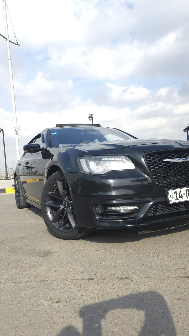 اوباما 2023.اصل2018
رجأ اقره التفاصيل كلشي مذكور يمك

.فول مواصفات#S
.اسود ملكي

.فول فتحه

.كشنات شاموا مخمل +جلد بلاد من امريكا

.تدفئه ستيرن

.ستيرن متحرك كهرباء

.شفات ستيرن

.تدفئه كشنات

.تبريد كشنات 

.كشنات خلفيه تدفئن

.كشنات فول كهرباء 

.كشن السأئق حفض وضعيات قياده

.رادر امامي 

.رادار جانبي 

.حساسات امامي

.حساست خلفي

.اشاير بلمري 

.هيترات مري 

.برده خلفيه

.مري قلاب ويه البك

.ويل 20هيلكات بلاد

.حادث جاملق امامي ايسر 

.صور الحادث كدامك

.بدون ايرباك 

.مرقم بصره الرقم الدولي

.تحويل وين ما يعجبك

.السعر المقدس 215
ما يعجبك اذكر الله واعبر المنشور 

.***********
