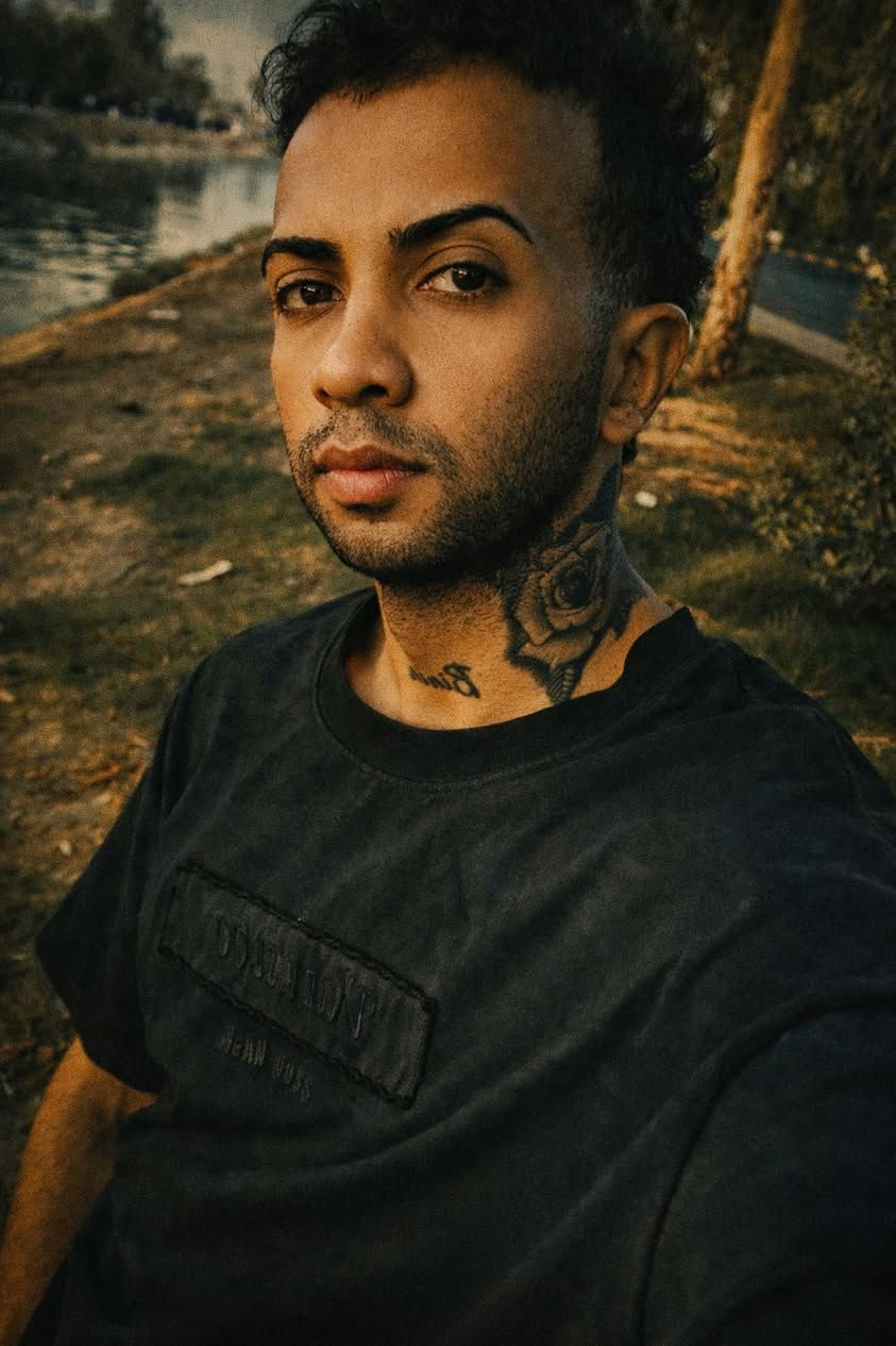 عملي صورة بورترية بـ 60 الف _ هندي الوشام _ الكوت ***********
