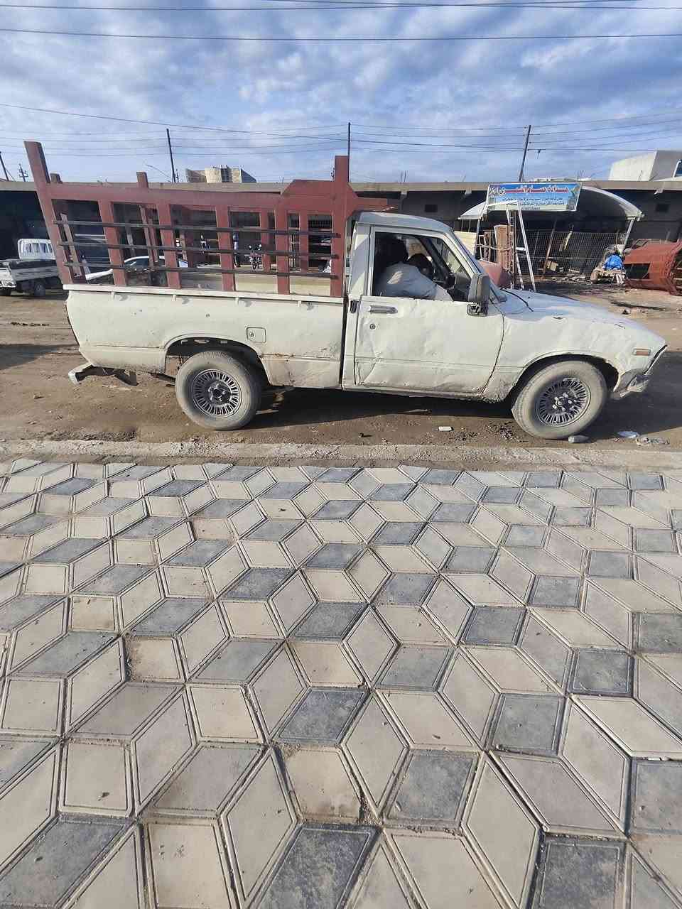 1980 محرك كير كابريتر جديد خمسه كير رقم الماني سنويه 2028 مكاني ديالئ تحويل ثاني يوم  سعر 30 بيها مجال للاستفسار ***********
