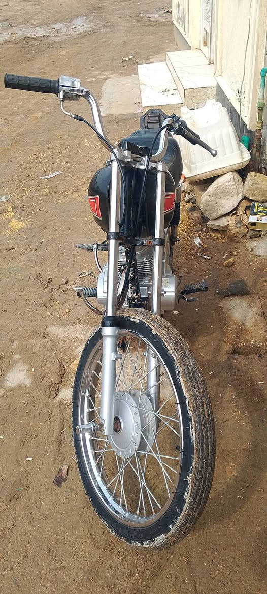 سلام عليكم دراجه البيع
فول نضافه سعرخاص مكفوله خاص مفتوح 👍


**إذا كنت صاحب هذا الإعلان وتريد حذفه لأي سبب، رجاءا أرسل رسالة إلى الدعم الفني**