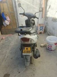 من رخصت الكروب متاح دراجه ماكس منغوله نضيفه كل شغاله مستعجل على بيعتها...