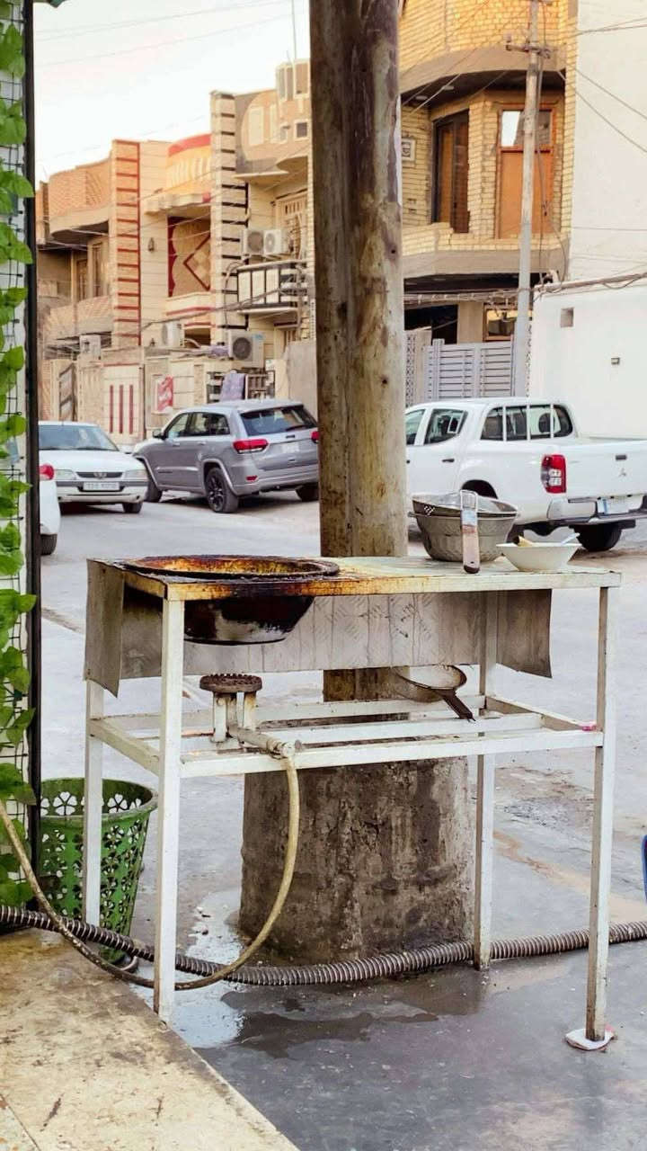 عارضه عموديه ١٧٥ الف
مال بركر ١٥٠ 
جام خانه مال فلافل ١٥٠ 
طباخ فلافل وميز ثرم وميز كبير ١٥٠ 
مغسله ٤٠ وبيهم مجال


**إذا كنت صاحب هذا الإعلان وتريد حذفه لأي سبب، رجاءا أرسل رسالة إلى الدعم الفني**