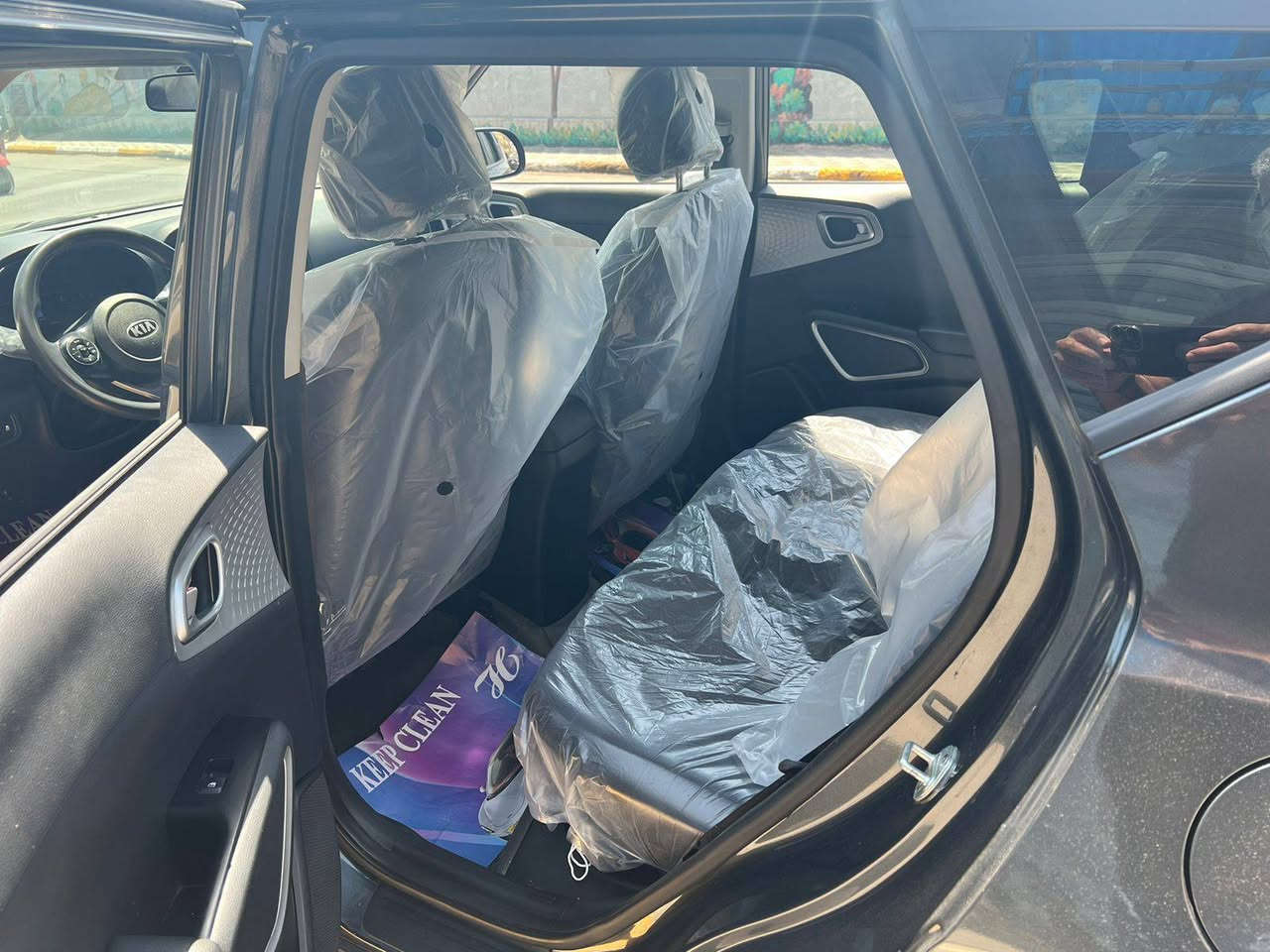 سلام عليكم عندي كية صول البيع مديل 2020 سيارة جديدة نضافة %95  بسمي ورقم بغداد جديد تحويل ثاني يوم  سيارة كلين تبريد ثلج  تخم تأتر جديد مكية وكير كهرباي ماشة 51 وسعر 163 ورقم وستسار ***********
