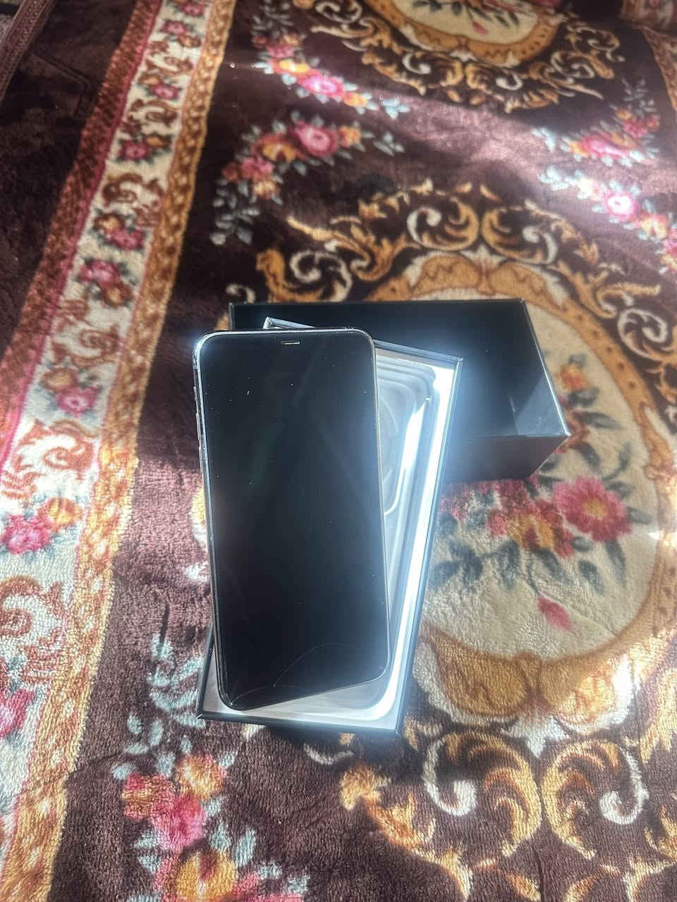 البيع آيفون بروه ماكس على وضع شركه *********** وتساب
