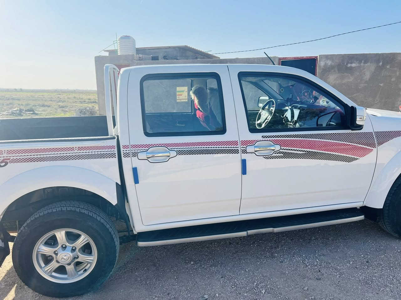 كريت 25سياره مكفوله ماشيه 22 
بسمي  نضيفه سياره ستخدام شخصي 
المكان رميثه قضاء الهلال سعر ع الرقم
***********
