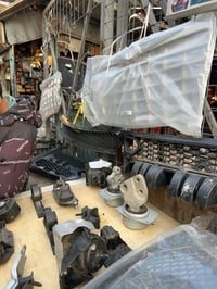 غطع غيار امريكي وياباني عام يوجد توصيل