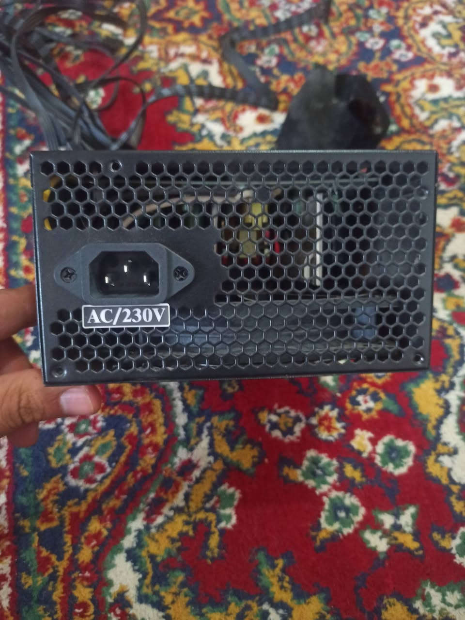 بور 550 واط
شغال ما بي اي شي 
ملاحظة / ما بي منفذ لكرت الشاشه ، بس اكو تحويله sata to pci 8 pin 
يرهم على اي كرت طاقته جوه ال 120 واط
سعره 30 الف 
مكاني نجف شارع المطار


**إذا كنت صاحب هذا الإعلان وتريد حذفه لأي سبب، رجاءا أرسل رسالة إلى الدعم الفني**