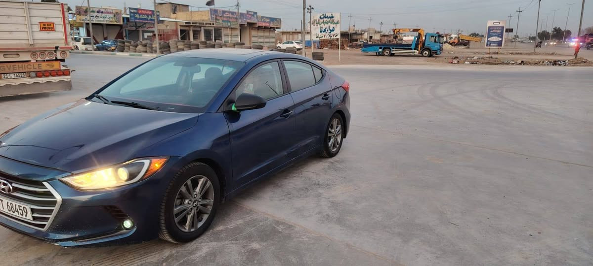 سلام عليكم النترا 17ورد مريكي نكليزي تحويل مباشر رقم بغداد بيها 3  قطع صبق وليسا تبديل موصفات فول بصمة فتحة شاير مري حدادية جديدة ربع مذب عليها تبريد تخم تاير سعر 115بية مجال ***********
