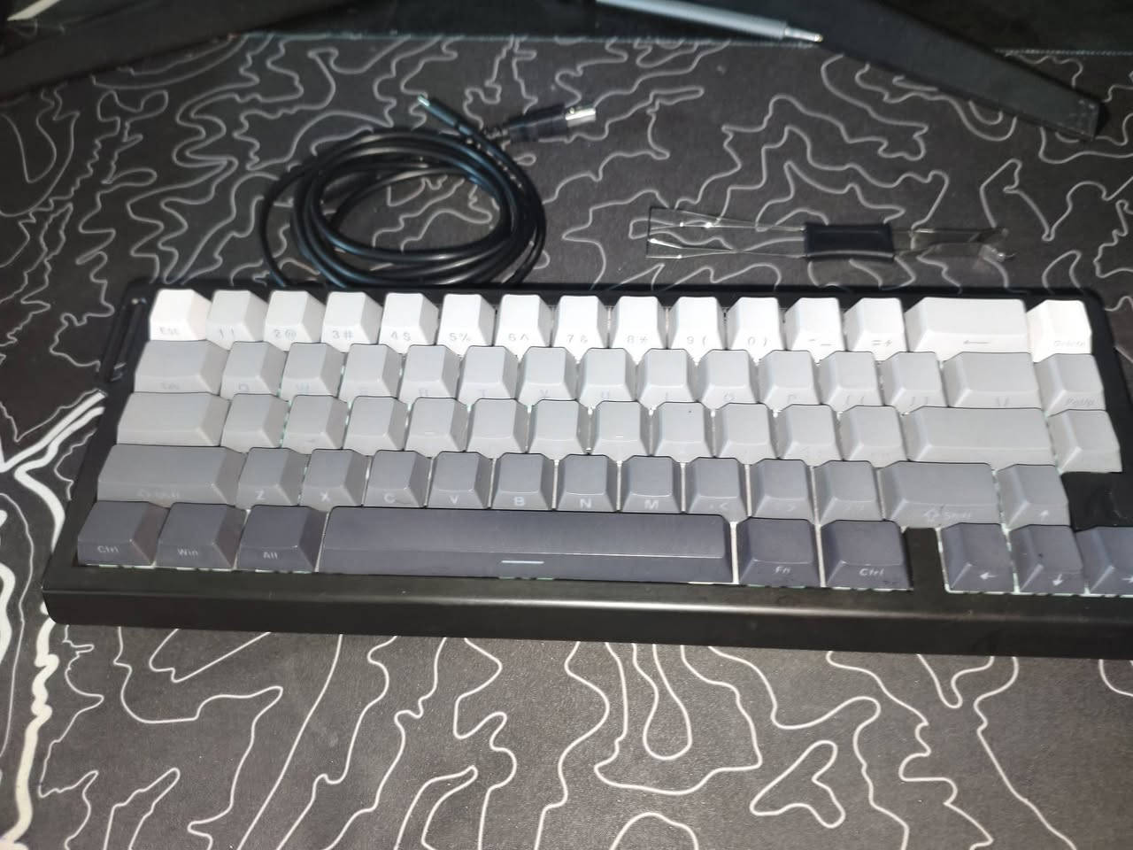 Attack shark x68 he كيبورد
نضافه 85% 
(ما عندي توصيل لان الكارتونه ماكو)
بدون شريط 
سعر 50 بي و مجال بسيط
عنوان بغداد


**إذا كنت صاحب هذا الإعلان وتريد حذفه لأي سبب، رجاءا أرسل رسالة إلى الدعم الفني**