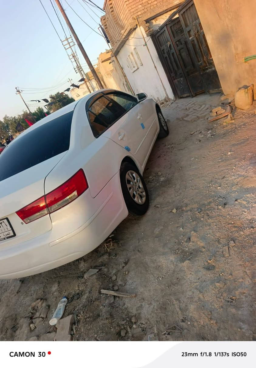 السلام عليكم
سوناتا خليجي صبغ عام موديل 2009 رقم بصره تحويل مباشر سنويه لل 28 
جاهزه مكينه وگير 2000 دووش جديده حداديه تخم تاير تبريد كهربائيات كلها شغاله السياره جاهزه من كلشي
السعر ب 78
رقمي ***********
