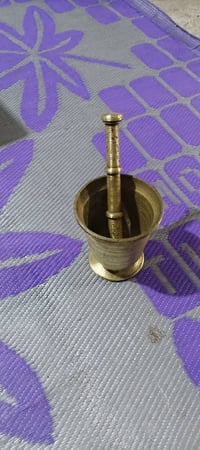 هاون للبيع ارتفاع 20 المدك الارتفاع 30 سعر خاص 07783276317