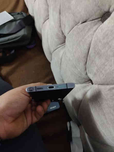 للبيع 22الترا جهاز لوك ما مفتوح رام 12 ذاكره 256 دبل خط شرق اوسط بدون غراض 
السعر 425 قفل 
***********
