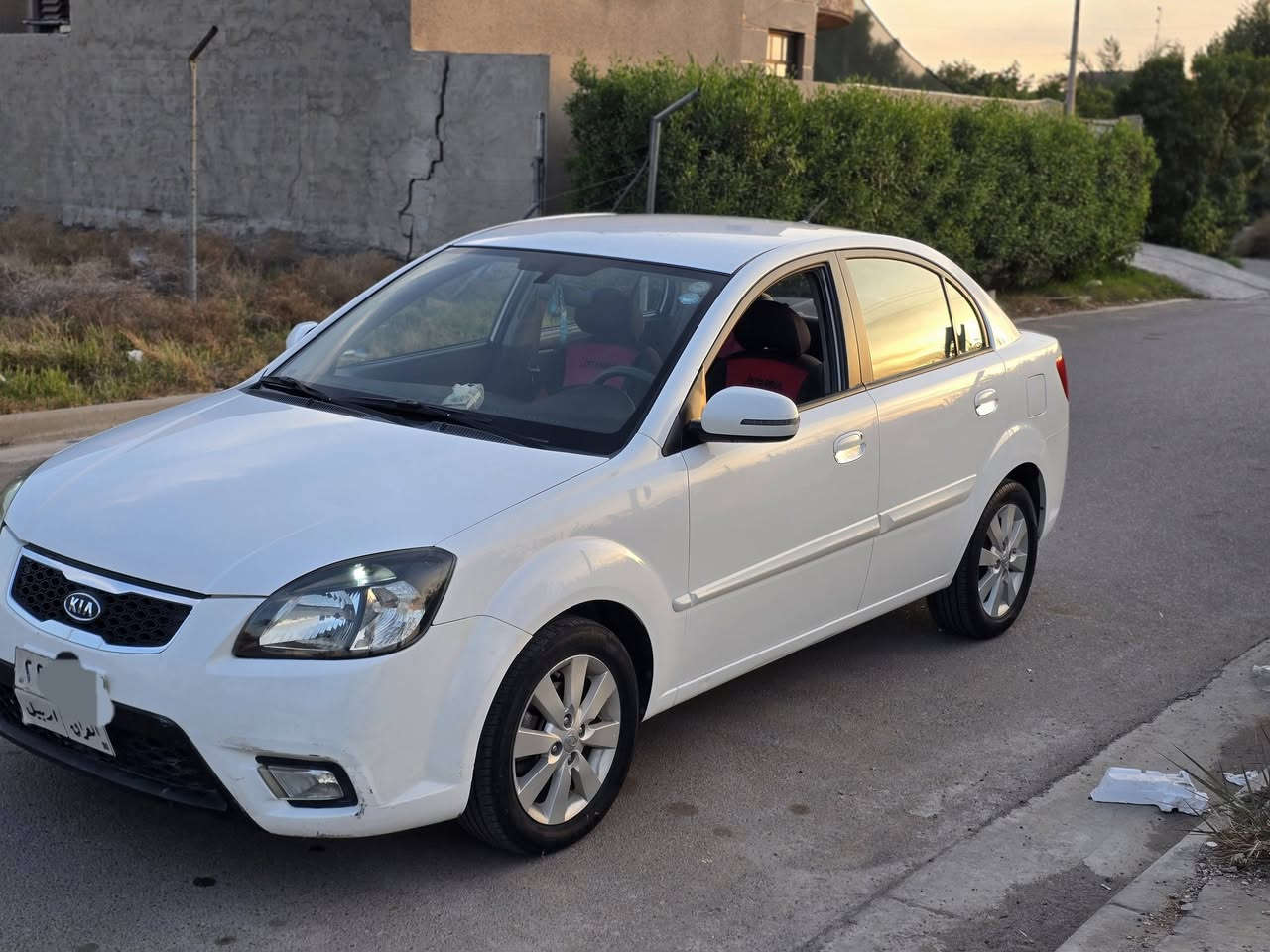 السلام عليكم من رخصة الادمن عندي كيا ريو موديل 12 رقم أربيل تحكم جهتين بلوتوث نضام ABS خمسه ويل كاب مكفوله من الصبغ بيها فقط بالجالمغ الامامي شخط شرط التحويل سياره جاهزه ماشيه 174 صدر كله جديد امامي وخلفي سياره جاهزه للإستفسار اتصل بالرقم واني بالخدمه ***********
