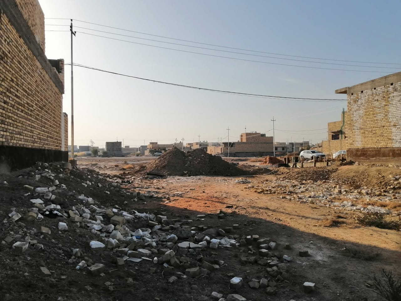 سلام عليكم
عرصه طابو صرف في هور الجبور مساحه 300م فيه ماء وكهرباء نهايه  شارع الطاقه مقابيل المنتزه للاستفسار ***********
