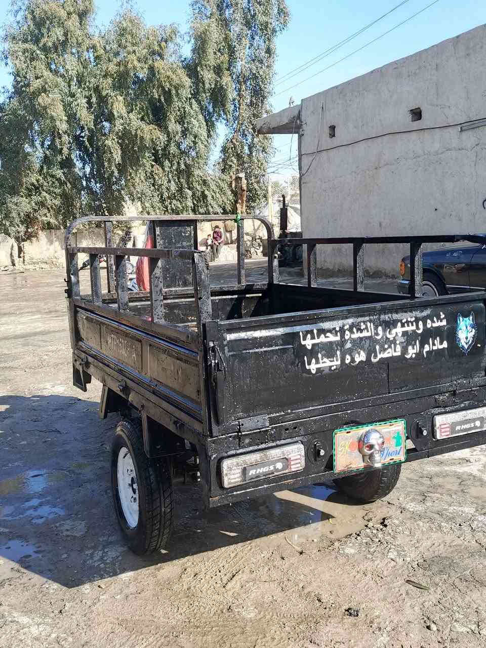 سلام عليكم دراجه لبيع الشاصي نضيف الدراجه اوراق اصولي مديل 14لمداور نفس اليوم كهربايته جديده الدراجه نضيفه مكاني غماس *********** السعر خاص
