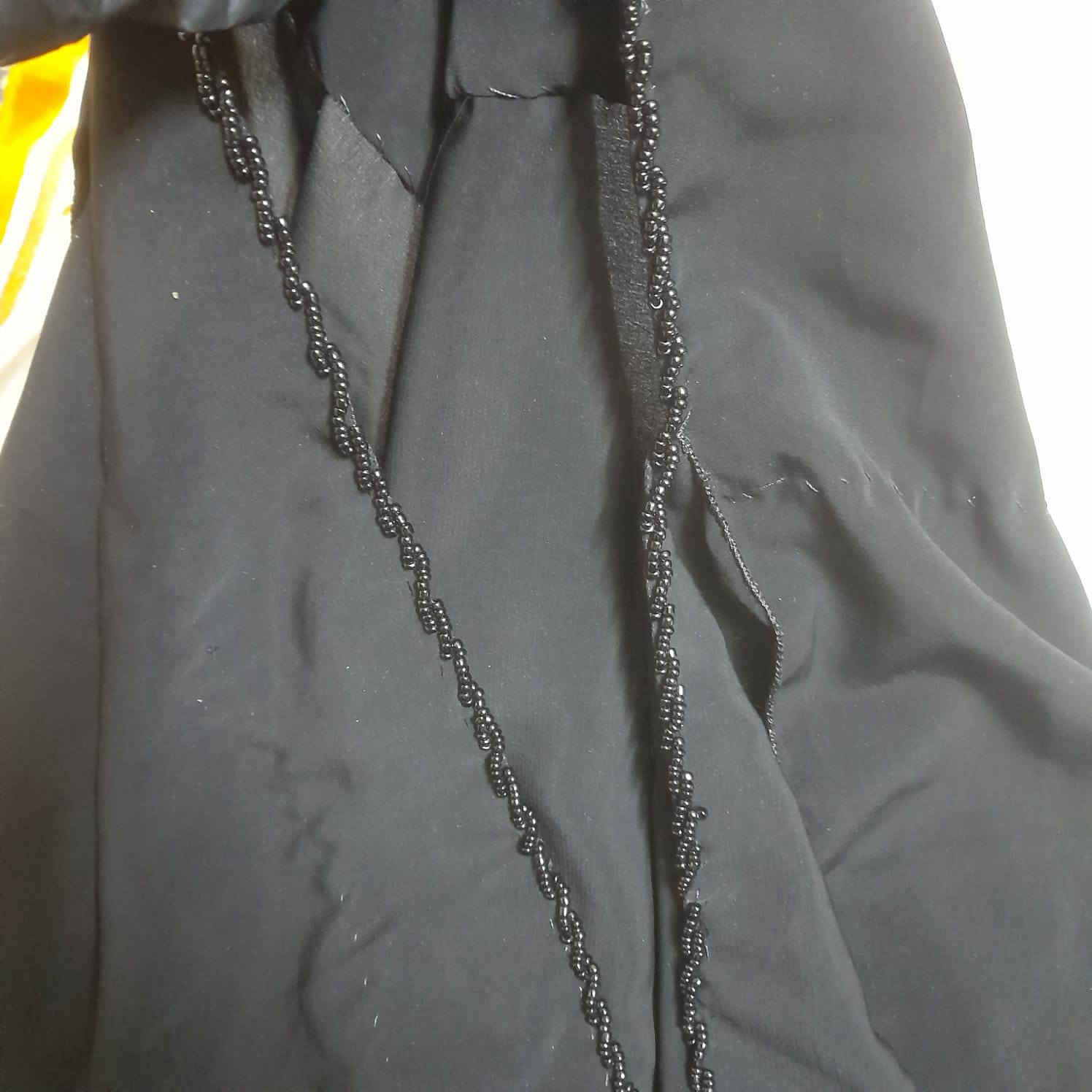 السلام عليكم 
انفتح الحجز على خياطة عبى الرأس 
شيرازه درجه اولى وخبن درجه اولى إلي تريد تحجز من هسه قبل العيد تستلم عباته 
مكاني داخل قضاء الطارمية 
الاستفسار أكثر على الخاص 
تعليقك للمنشور قد يكون سبب رزقي 
ادمن وافق


**إذا كنت صاحب هذا الإعلان وتريد حذفه لأي سبب، رجاءا أرسل رسالة إلى الدعم الفني**