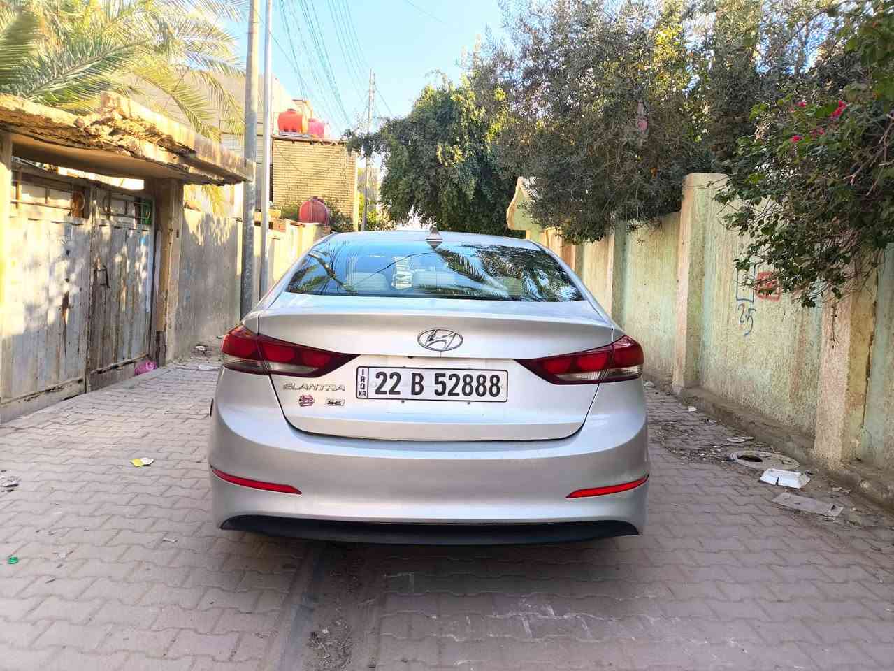 محرك ٢٠٠٠ دوش كير AT  مكفولات من كلشي 

بيها صبغ ٧ قطع اني ابيع. حزام بس هية مو حزام 

مشدود عليها منضومة غاز اصلية  ايطالية لاندي رينزو   بل مختصر فول اقتصاديات 😁

رقم جديد سنوية جديدة هزة بعد. شهر. وتسقط 

بسم. جاري شرط التحويل سيارة. جاهزة من تبريد حدادية. وكهربائيات وكلشي. ما بيها نقص ولو برغي. صور الحادث. مرفقة بل صور. وسونار. جديد كذالك. هم وي الصور 

السعر ١٠٧ وبيها مجال. 

بل عافية على الي ياخذها. 

 اخوان. هاي كل تفاصيلها. وكلشي واضح ومبين مكاني كربلاء الحر 

***********.
