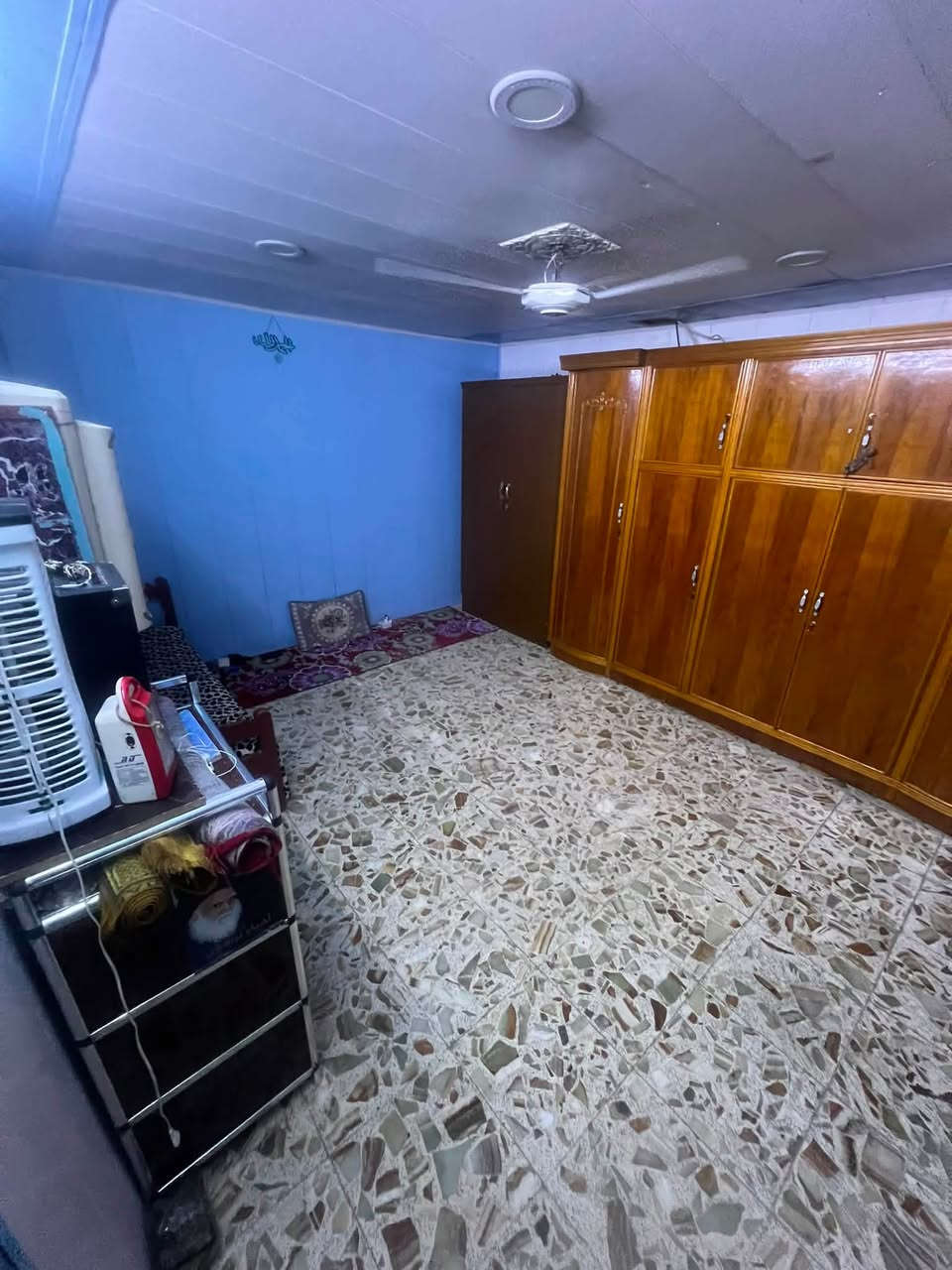 بيت للبيع مساحه144
مدينه الصدر قطاع ٤٤
الستفسار ***********
