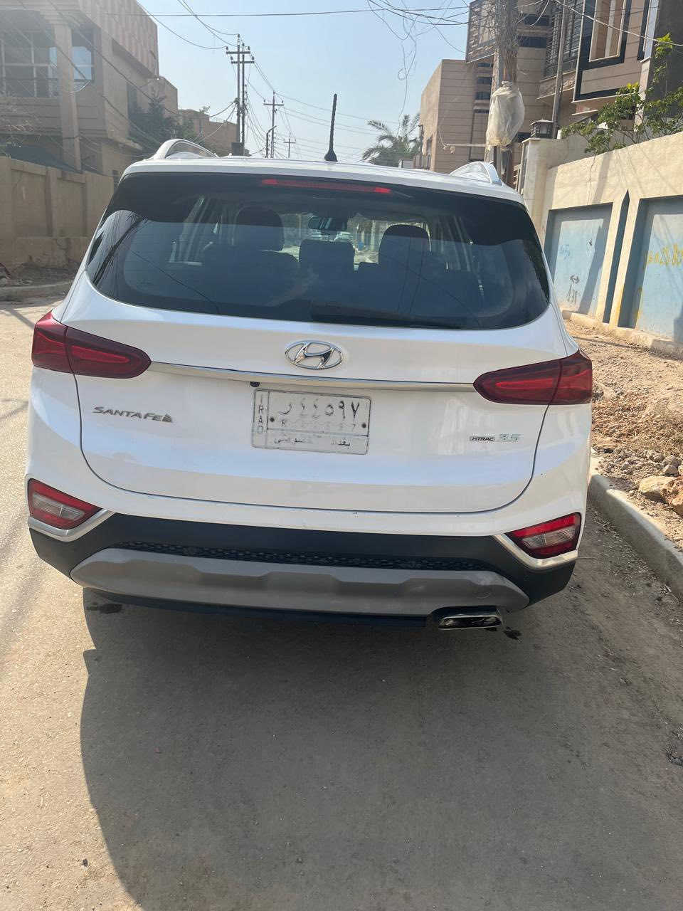 سنتافيا موديل ١٩ خليجي
شاشه كبيره كشنات جلد ابيض 
بصمه 
نظام سبورت نظام منحدرات 
رقم بغداد بأسمي
 
ماشيه  ١٢٠للف كيلو مو ميل  
بنيد السايق مبدل 
والبنيد معدل على البارد وصورة التعديل موجوده بالمنشور 

 الحادث بالعراق بدون صبغ 
سياره جديده كلش 
كير محرك بلاد  تبريد ثلج صدر جديد
مكانه حله- الكرامه 
*********** 
***********
سعر 200 $
