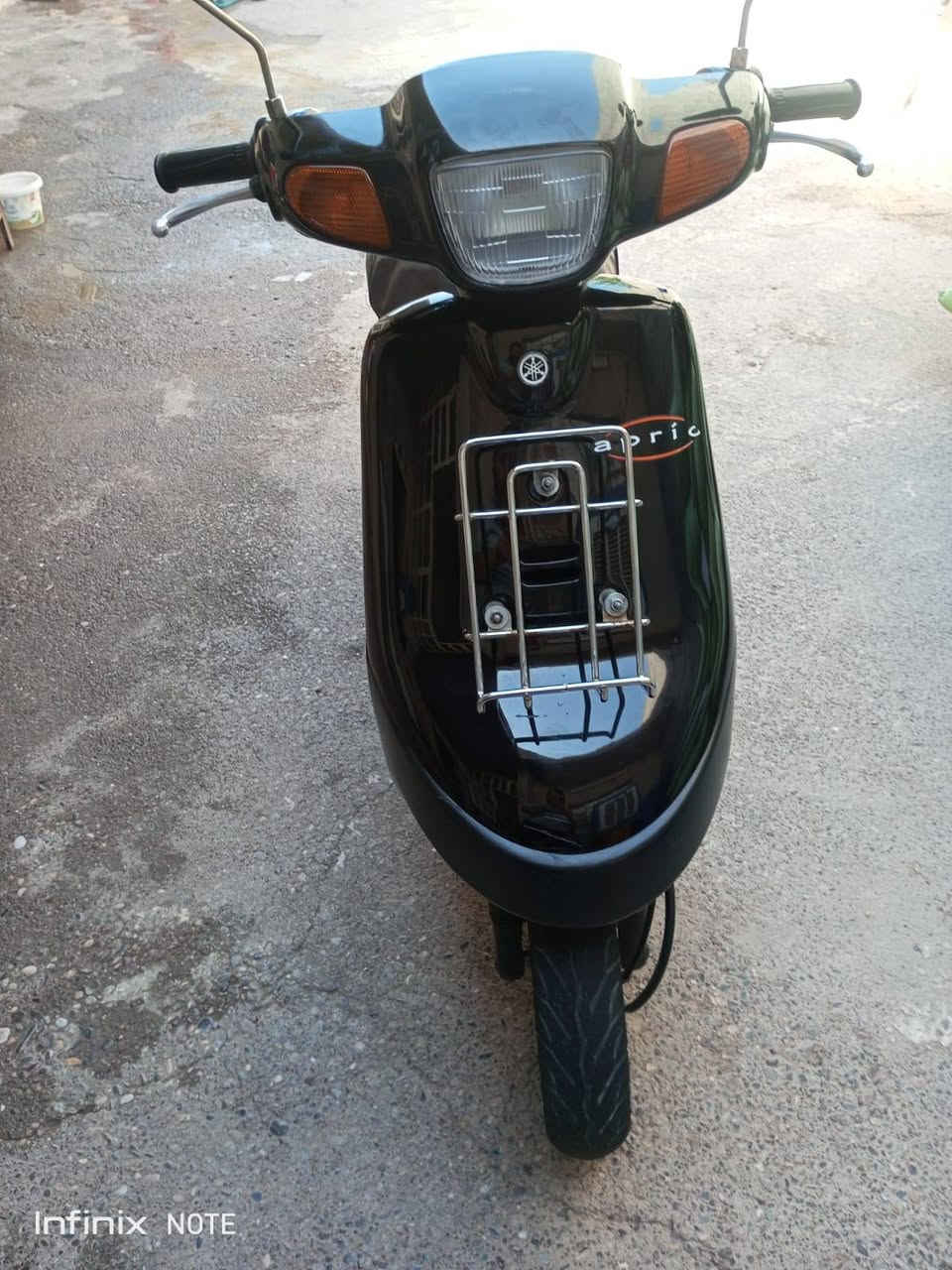 سلام عليكم متاح 
ماطور بوتين فول حديث مكينه شرط قبق هندر مفتوح 
درع اصلي ماطور نضيف تحريكه ومعدل 
السعر 600 وبي 
مجال الاستفسار اكثر اتصل
***********
