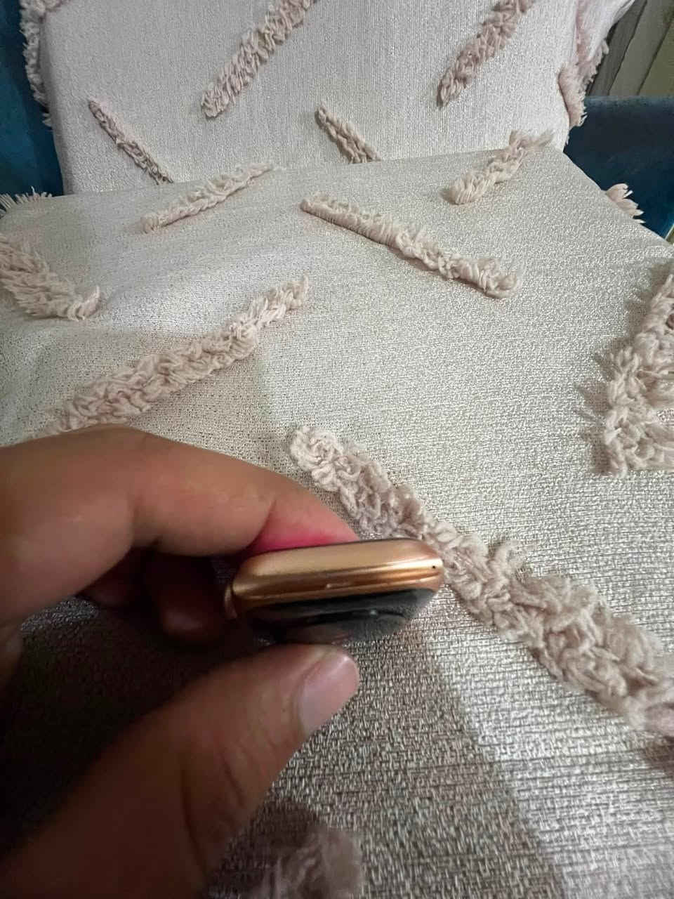 ساعه ابل se حجم 44
ساعه جديده مكفوله من الشخط

بطاريه 96

فقط الساعه وشاحن الكيبل الاصلي 

تايبسي تجي  

السعر 140

العنوان بغداد الدوره 

رقم الهاتف ***********
