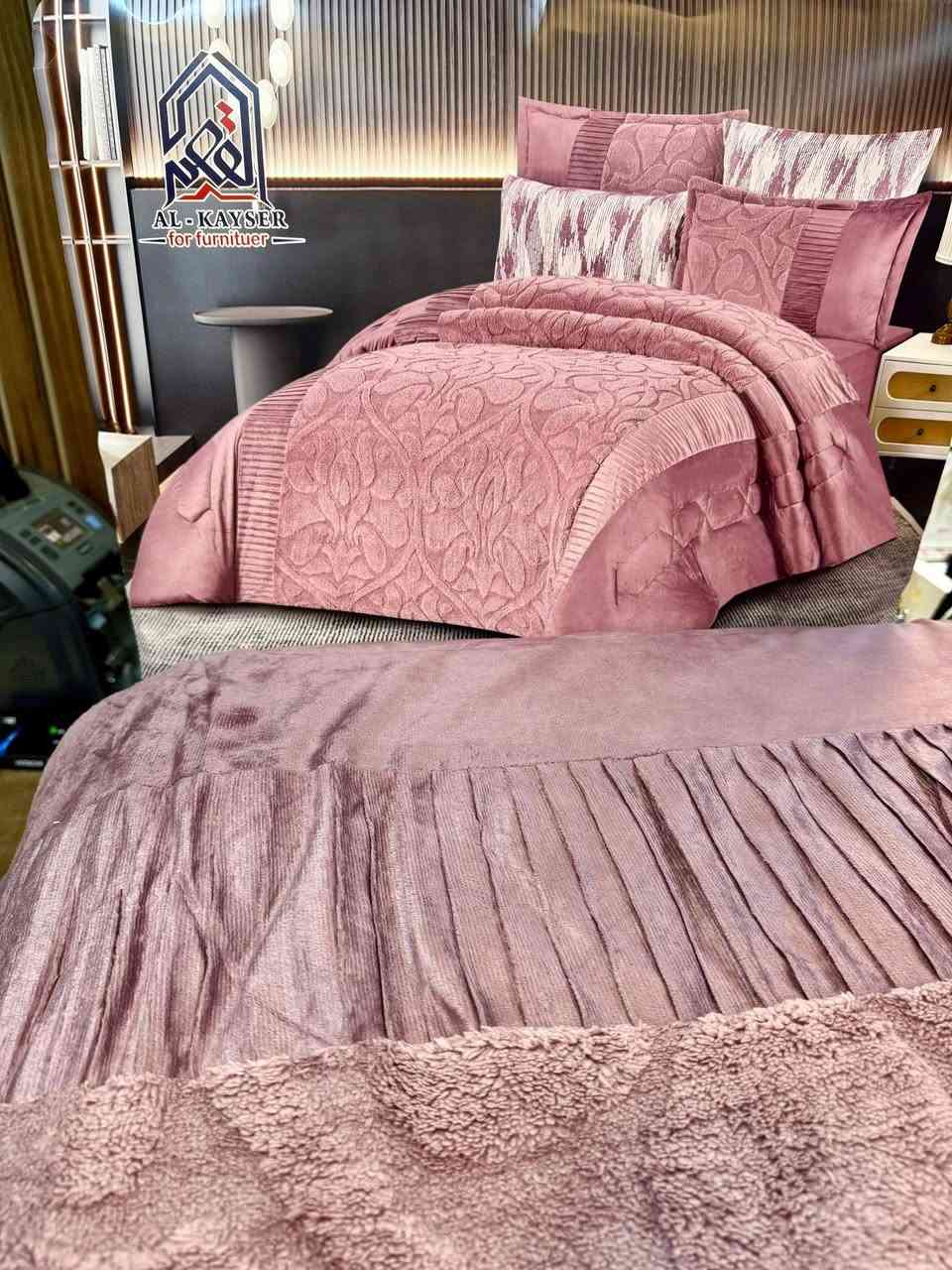 تخفيضات تخفيضات تخفيضات 
قطع اخير 
السعر السابق 55/
السعر الجديد 40
ملاحظة الحاف وزن ثقيل جدا جدا 

لحاف نفرين قديفة ٦قطع وجهين 
باقي موديلات مختلفة كل موديل متوفر من عند كم قطعة 
توجد خدمة توصيل لكافة محافظات العراق للحجز والاستفسار مراسلة الصفحة واتساب ***********#
