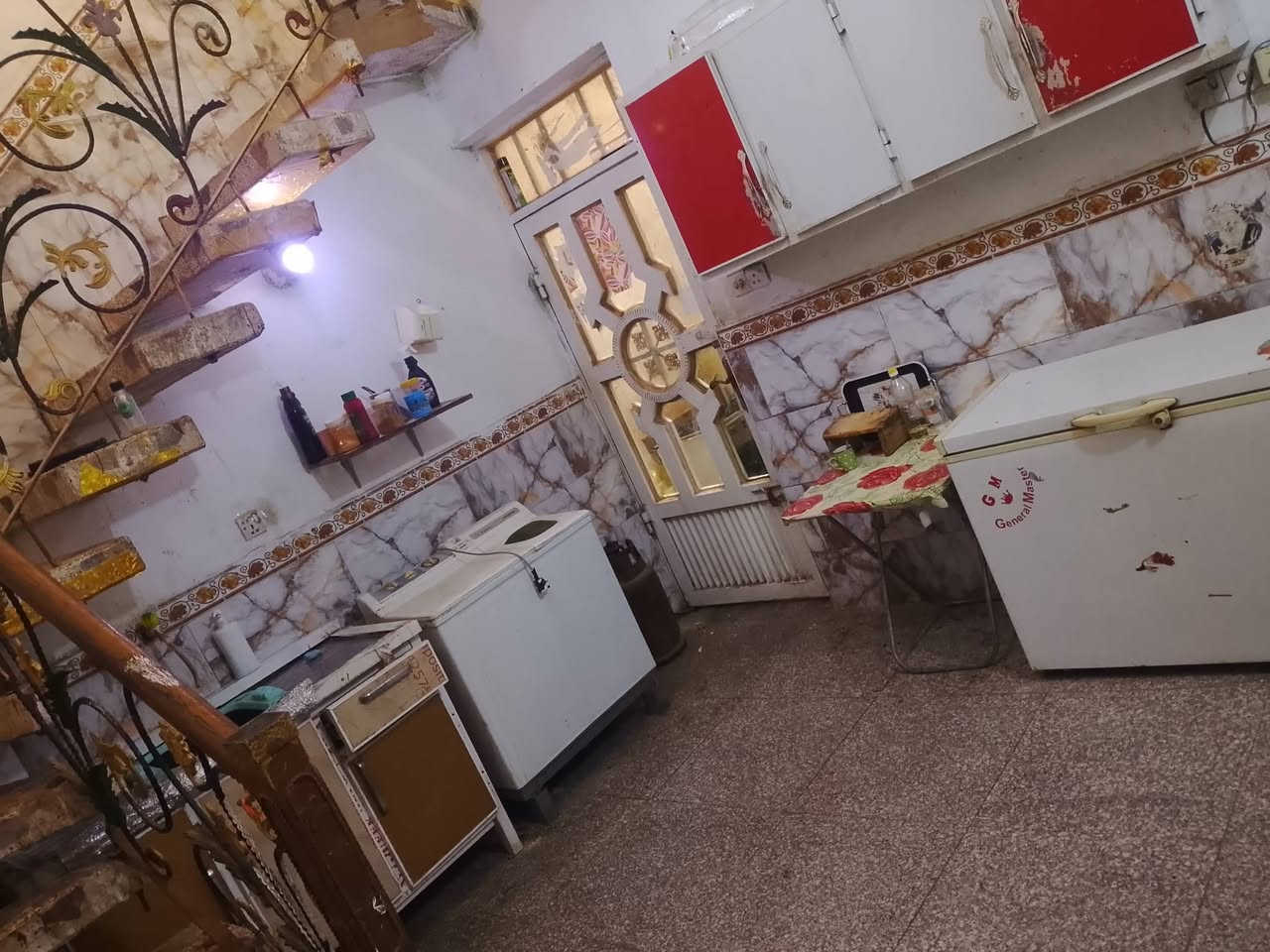 (بسم الله الرحمن الرحيم).... : دار للبيع حي نهاوند الثانيه
قرب الصيانه اول فرع بشارع المدارس  
السعر ١١٥ وقابل للتفاوض


**إذا كنت صاحب هذا الإعلان وتريد حذفه لأي سبب، رجاءا أرسل رسالة إلى الدعم الفني**