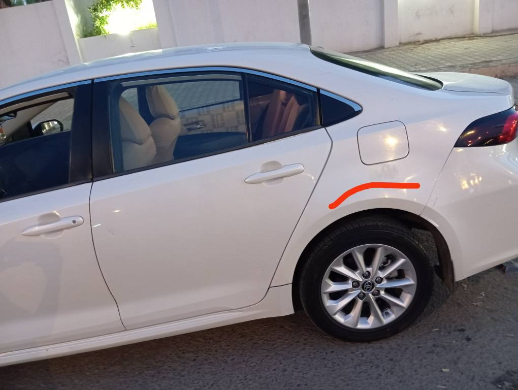 تويوتا كرولا بيكاشو دةبارجةية لةسةر ساغةى زؤر خاوينة موديل 2021 بةنزين مةكينة 18 شةريكةى جيهان *********** أربيل, العراق
