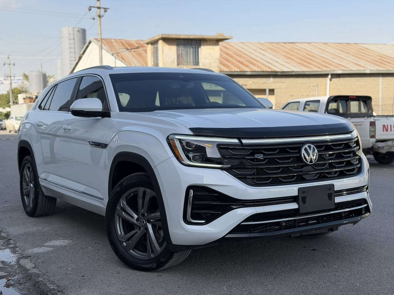 SEL R-LINE
اطلس كروز سبورت 
2024
18000 mil 
نص جامرلغ خلفي بدون ارباك بدون دواخل 
ارباكات كلها بلادية ما طاك 
فول مواصفات 
مكان سيارة اربيل شارع ١٠٠ م 
شركة صباح حسن سليمان 

سعر/36800$ 

للاستفسار 
***********
***********
