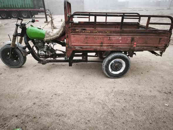 سلام عليكم ستوته للبيع بيه رقم شاصي وبليته اوراقه ضايعه شاصيه كفاله عامه محركه بيه عطل سعر 450وبيه مجال مكاني البصره لزبير مقابل البترو  اكفلك سرقه رقم الواتساب ***********
