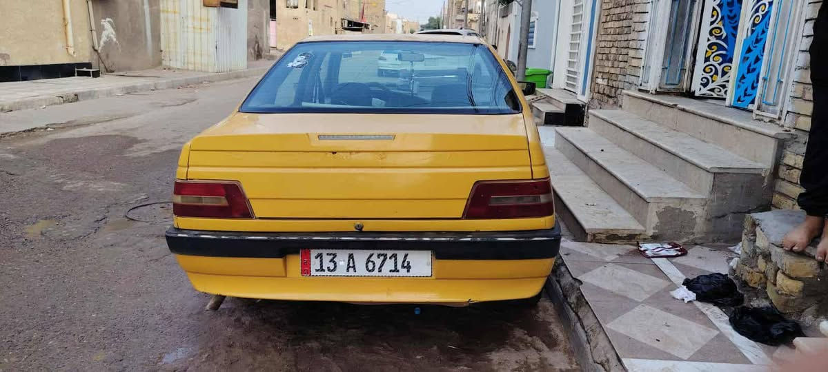 السلام عليكم بيجو 405 موديل 2012 رقم انجليزي ميسان سياره باسمي كيرو مكينه جدد تخمتايه حداديه سياره جاهزه وحلوه سعر28 بيها مجال بسيط ***********
