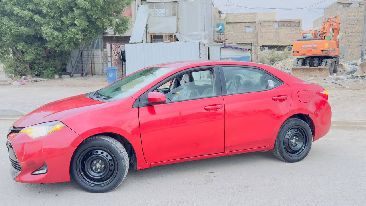 السلام عليكم كورله 2019 امريكي رقم بغداد للبيع السياره بيه جاملغ خلفي وبيه طخه بل جاملغ المامي ومعمره السياره خير من الله كير مكينه تبريد كله شغال صدره نص عمر السعر 125 وبيه مجال رقم الهاتف ***********
