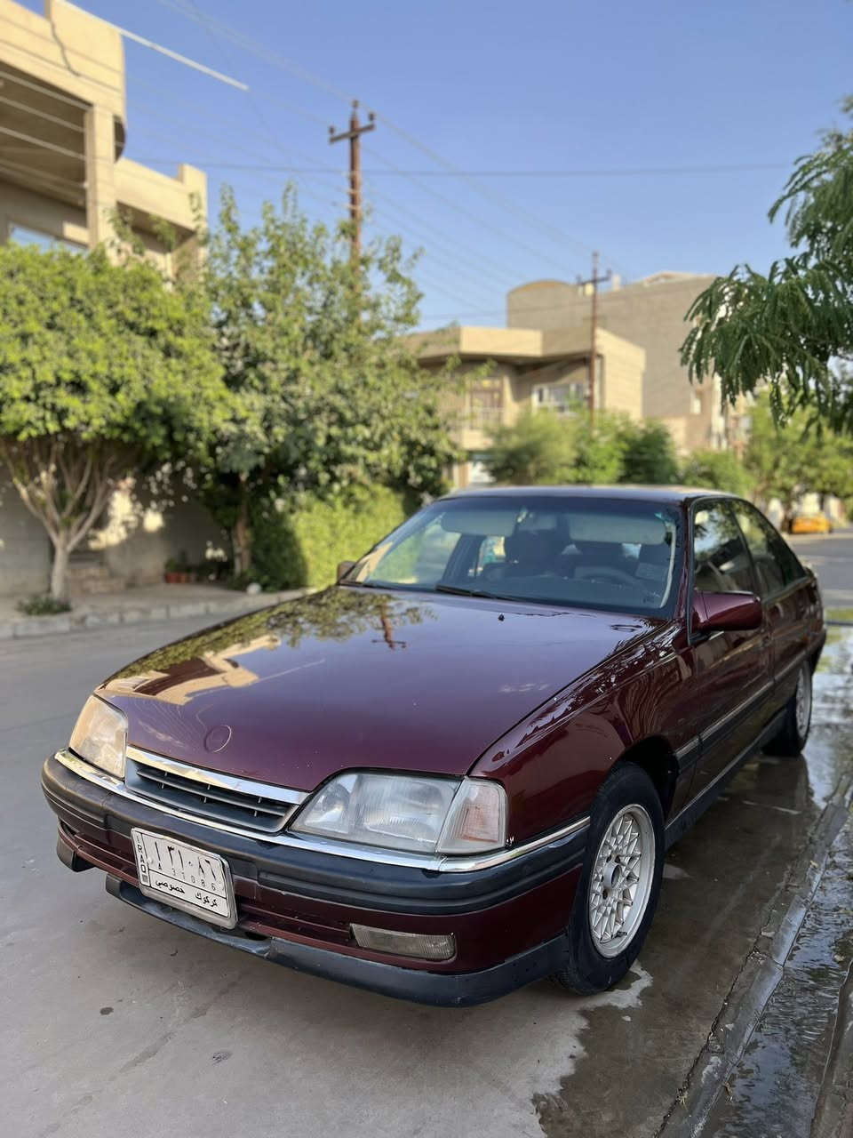 اوميكى موديل 1992 
محرك 20 
ما مفتوح شرط 
صبخ عام جماليه 
سعر 42 بي مجال 
سياره نضيف 
كركوك روناكي 
***********
