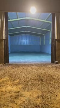 🔹 مخزن للإيجار في موقع مميز – بغداد 📍 الموقع: بغداد – طريق الحسنية، قر...