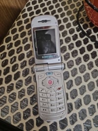 سامسونج • شغال • بيه مجال
