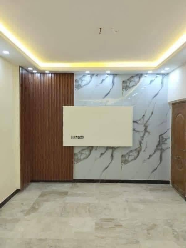 السلام عليكم خلفه متفرغ من الناصريه   لعمل كافه الاصباغ   وترميم المنازل  للاستفسار مراسله الحساب او الاتصال *********** ناصريه فقط
