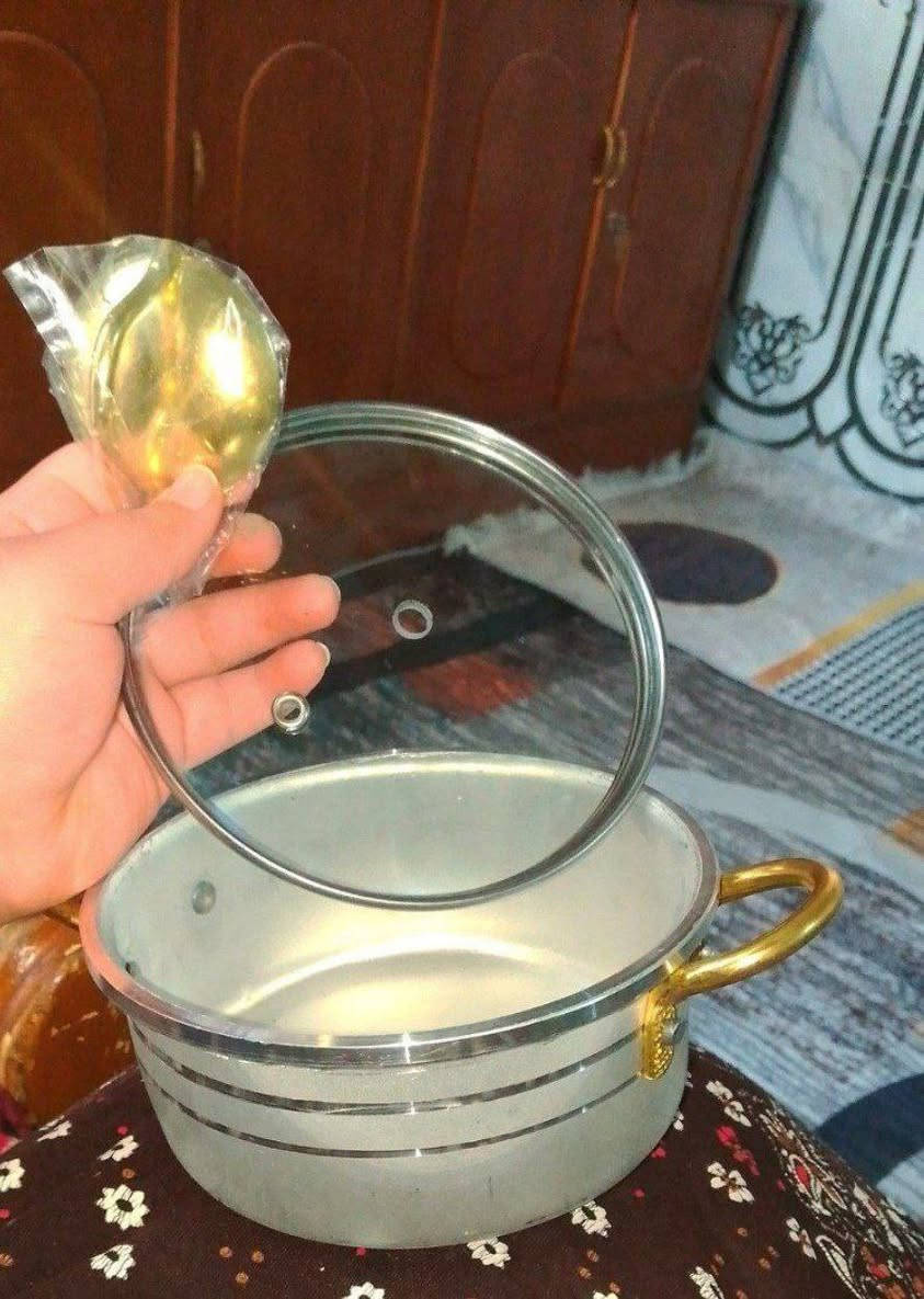 جديد جدر كازيو كرانيت الاصلي 
الكبير 6000الف 
الصغير 5000الف 

طاوات گرانيت يده عازل حراره 
الكبيره 6000الف 
المتوسطه 5000الف
حله ثوره الشراي فقط خاص.


**إذا كنت صاحب هذا الإعلان وتريد حذفه لأي سبب، رجاءا أرسل رسالة إلى الدعم الفني**