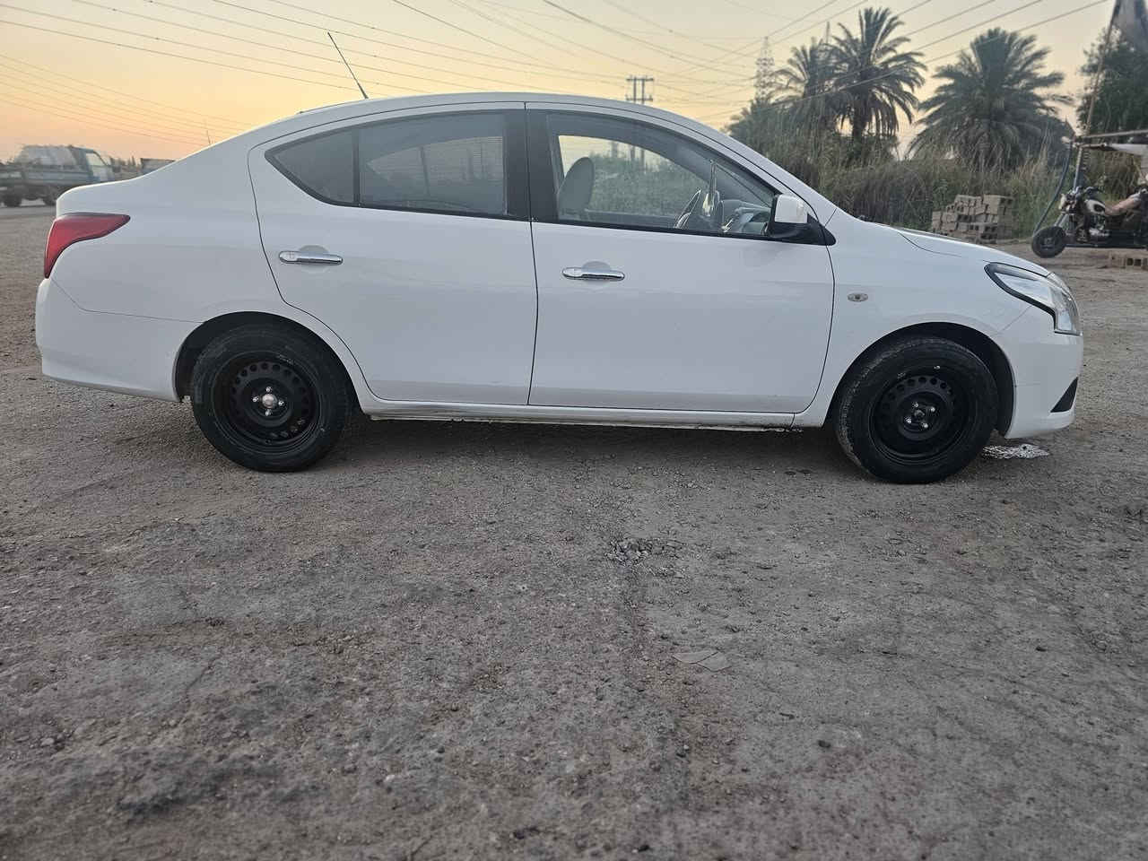 السلام عليكم نيسان  موديل ٢٠٢٢ بليته الزركه السياره كفاله عامه حته الدعاميات معوقين بسمنه الك وكاله عامه باقي ٨ تشهر وتصير حره مكينه وكير وتبريد كفاله عامه  السعر ١٠٧  مكاني ب الشطره الاستفسار ***********  كلشي واظح بل منشور
