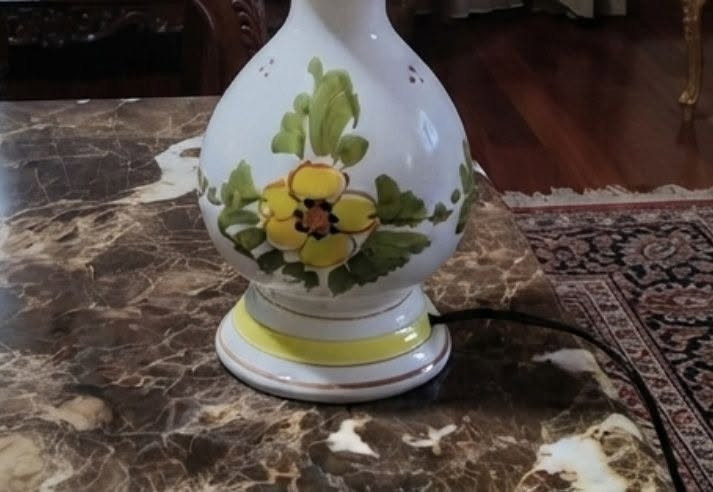 اباجور فرنساوي رسم هاند ميد بورسلين بحاله ممتازه 850 الاسكندرية, مصر


**إذا كنت صاحب هذا الإعلان وتريد حذفه لأي سبب، رجاءا أرسل رسالة إلى الدعم الفني**