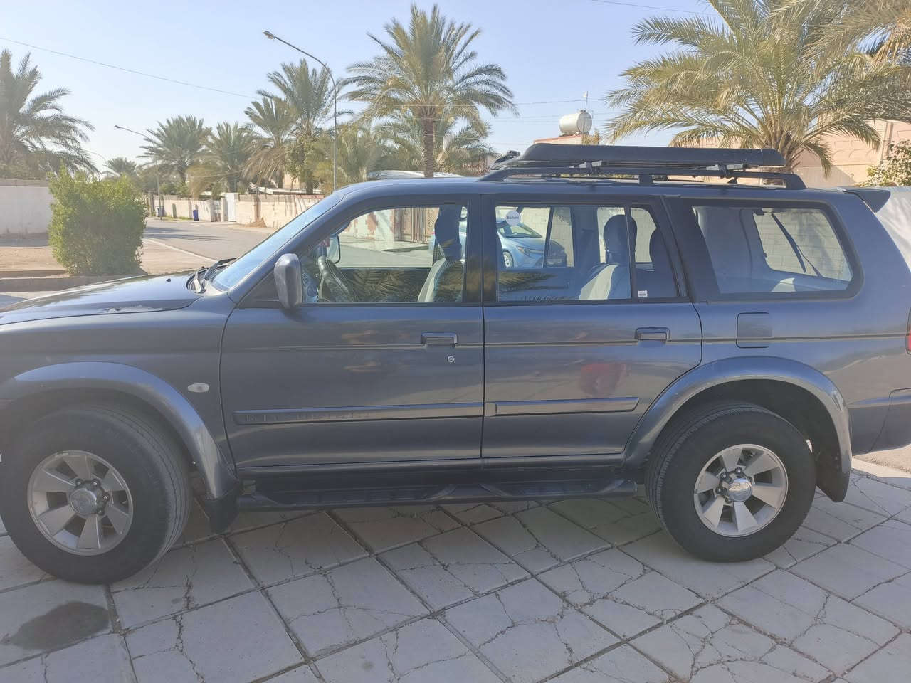 مسيبوشي باجيرو ناتيفيا2005 للبيع 

محرك 6 سلندر محرك 3000
مواصفات السيارة (خليجي) 
فور ويل :ثقيل وخفيف 
السيارة جاهزة بدون نقص 
فقط (البنيد صبغ اثر جراد) 
مكاني الانبار رقم اربيل شمالي السعر86وبيها مجال 
للاستفسار اتصال ع رقم 
***********
