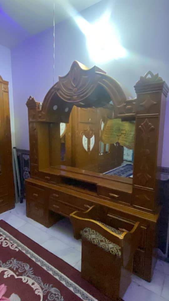 سلام عليكم غرفة انجاره درجه أولى للاستفسار اكثر ***********
