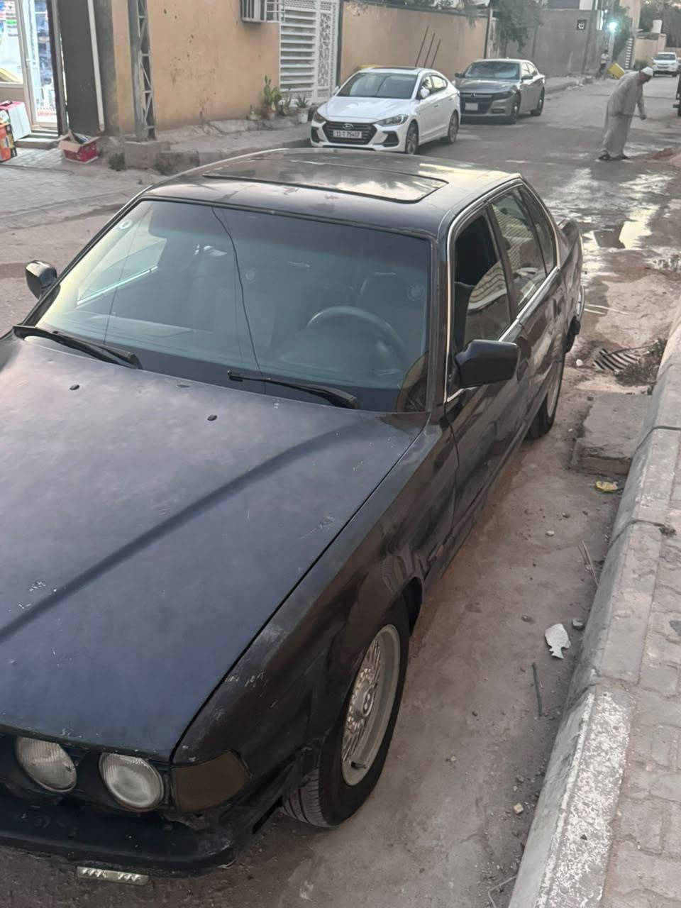 سلام عليكم ......سيارة BMW استيراد خاص للبيع فقط موديل 1994 الحجم 730 ...رقم السيارة انبار باسمي تحويل مباشر السعر 50وبي مجال للشراي  
للاستفسار ع هذا الرقم ***********
مكان السيارة كربلاء -طويريج
