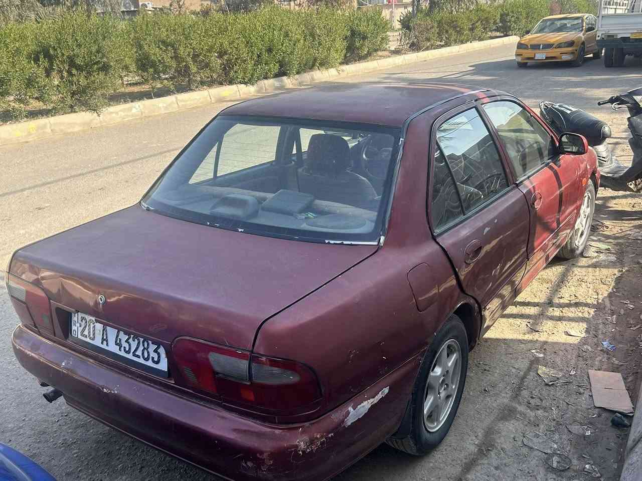 سيارابروتون ويرا 2004 
سيارا خير من الله 
تبريد 
صدر 
تخم تاير مصبوغه عام 
مكاني ديالى بعقوبه
رقم ديالى سنويه 28
سعر 30وبيها مجال 
ديالى بعقوبه تحرير***********
