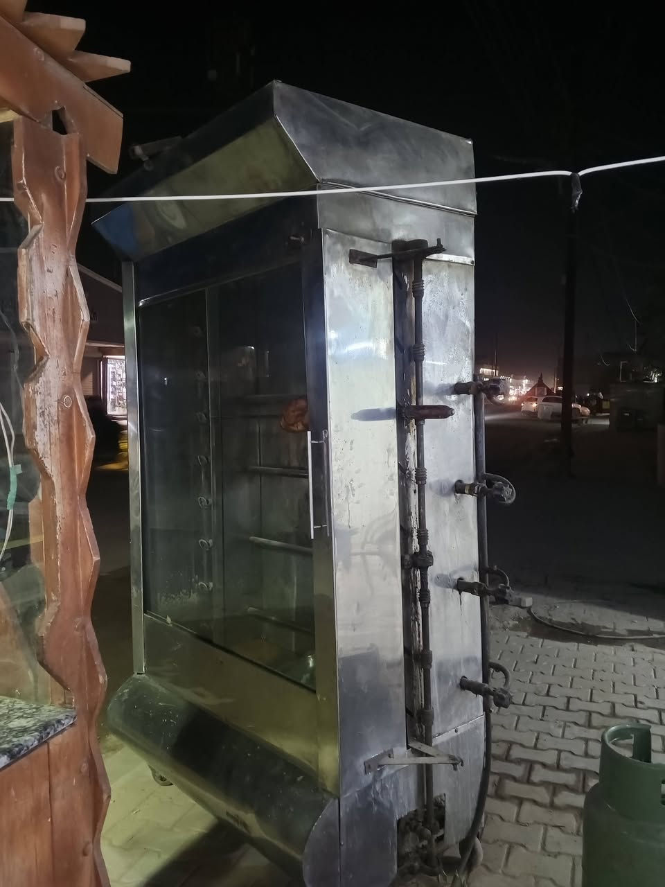 غراض مطعم للبيع مكاني ديالى الخالص رقم الهاتف ***********
