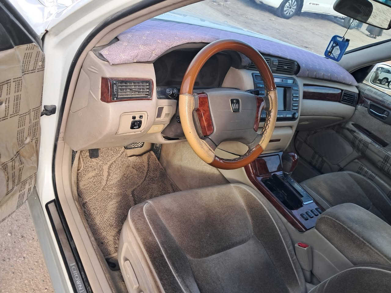 ملكه 2003 كرستال اصل
سليمانيه بأسمي تحويل مباشر 

ديفور كبير شاصي 75 

تبديل قطعتين جاملق امامي وبنيد والباقي مكفول 

بيع او مراوس حسب القناعه

السعر

120$ وبيه مجال 

عنوان بابل جبله
***********
