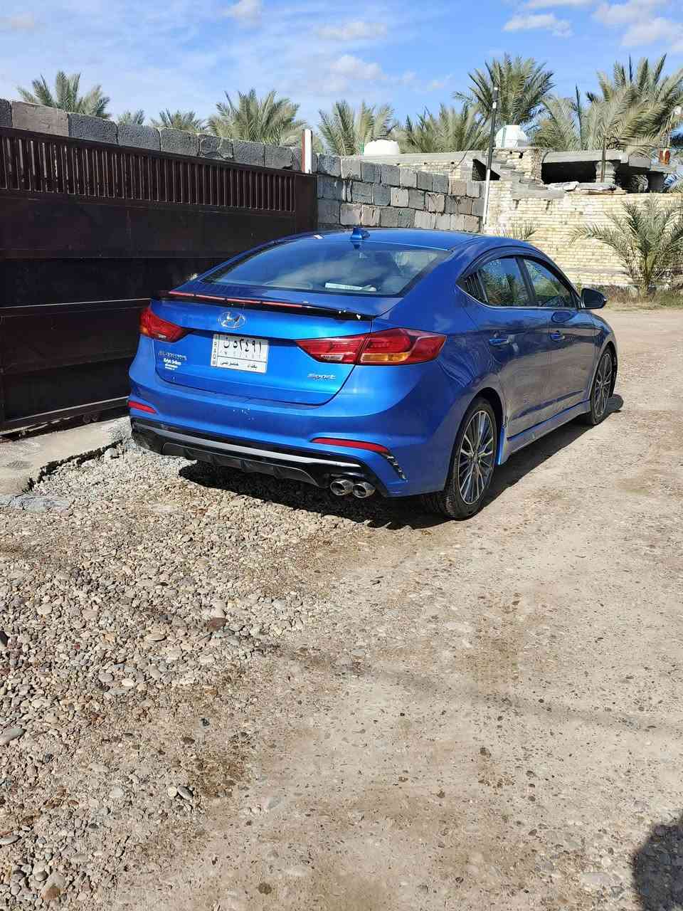 النترا للبيع موديل 2018وارد امريكي حادثها جاملغ و بنيد بدون دواخل رقمها بغداد السنويه ال 2027 السعر 130ورقه مراوس سياره عاليه راوس ***********
***********
