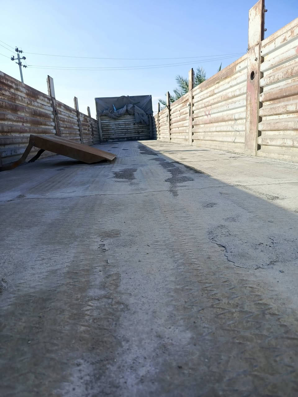 عريانة تركية تخم تاير اربع دناكير السعر ١٧٠ ورقة
***********
