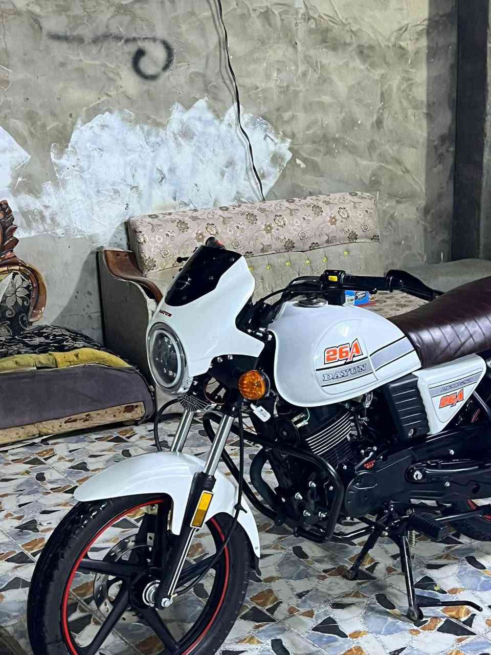 سلام عليكم دايون للبيع موديل 23 طالعه بل 26 صاله شهر من طالعه وكيله سلامي الدراجه زيرو كفاله عامه جديده كلش مكينه 200 اوراق سكنر 
السعر 1600 وبيه مجال المكان بابل الحمزه الغربي 
‏‪0773 904 1562‬‏
